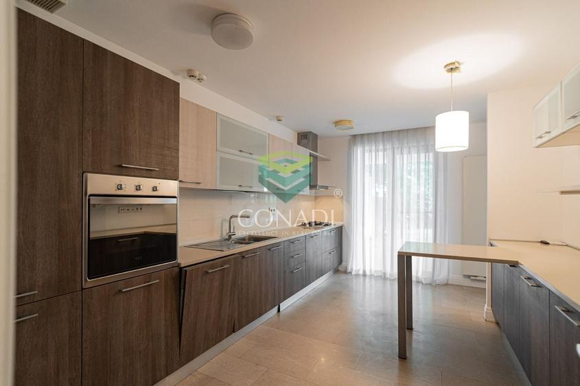 Duplex cu 7 camere cu Piscina în Pipera