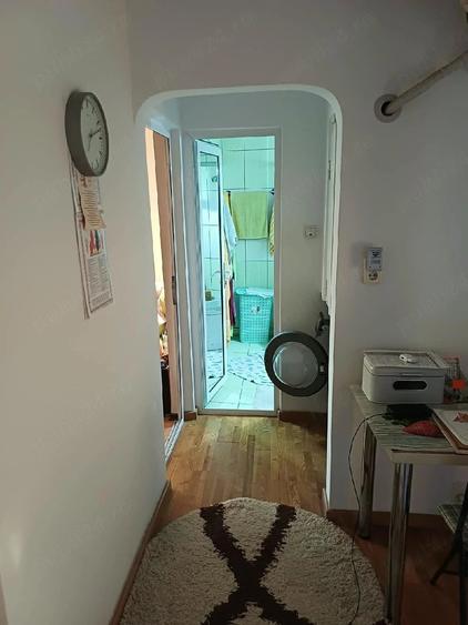 Apartament cu 2 camere decomandat în Micro 39