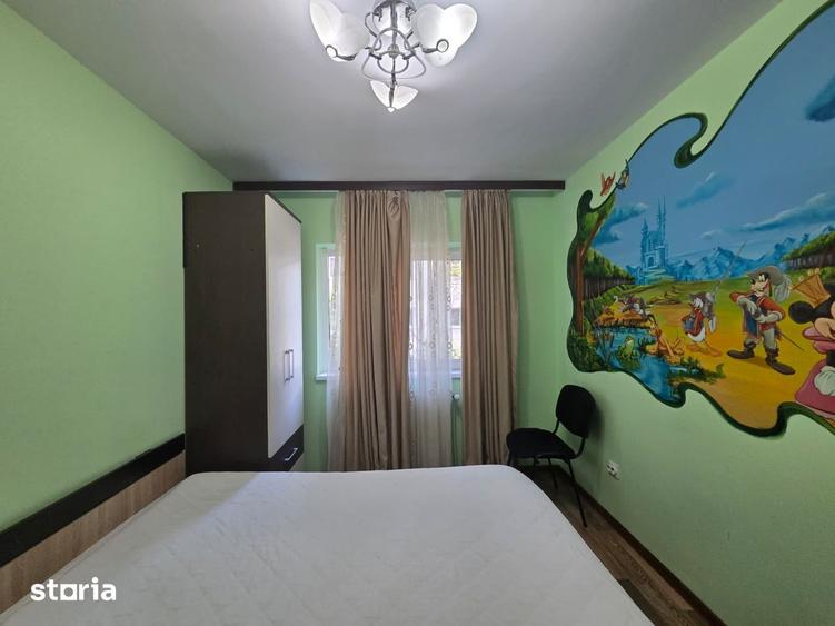 Apartament cu 3 camere decomandat în Mircea cel Bătrân