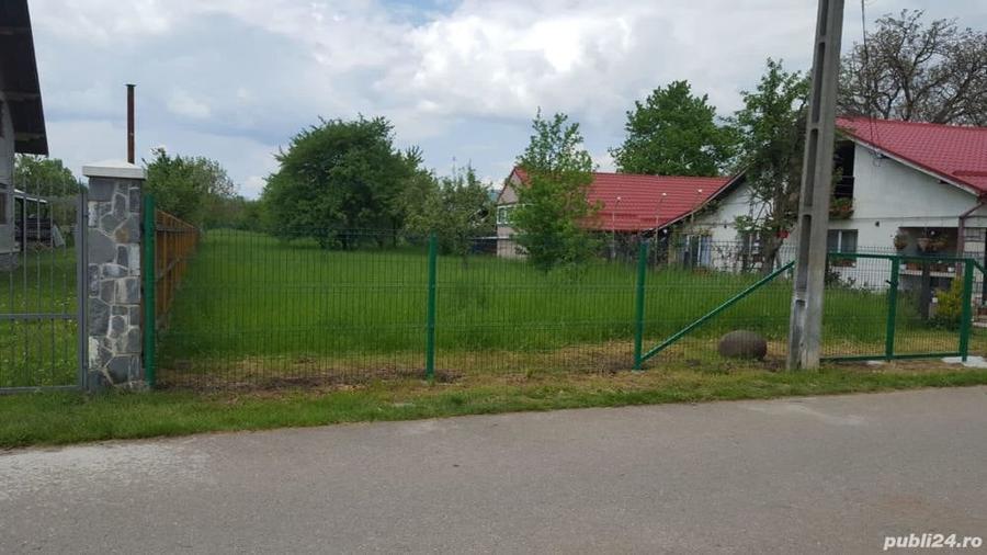 Teren de 2300 mp, în Brebu