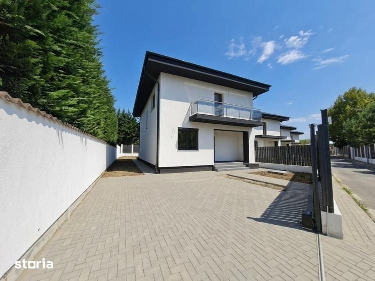 Casă cu 5 camere cu Teren 350 Mp în Central