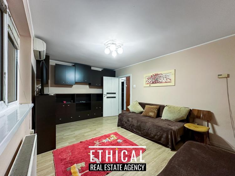 Apartament cu 3 camere decomandat, mobilat în Drumul Taberei