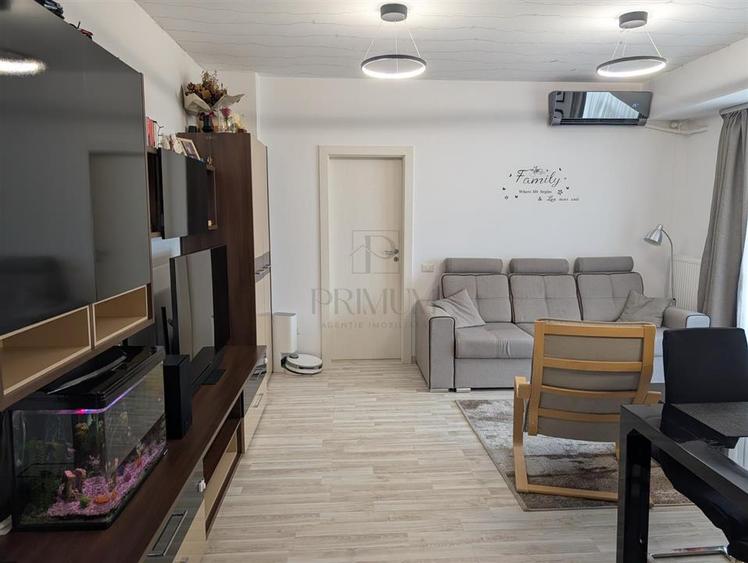 Apartament cu 3 camere decomandat, mobilat în Giroc