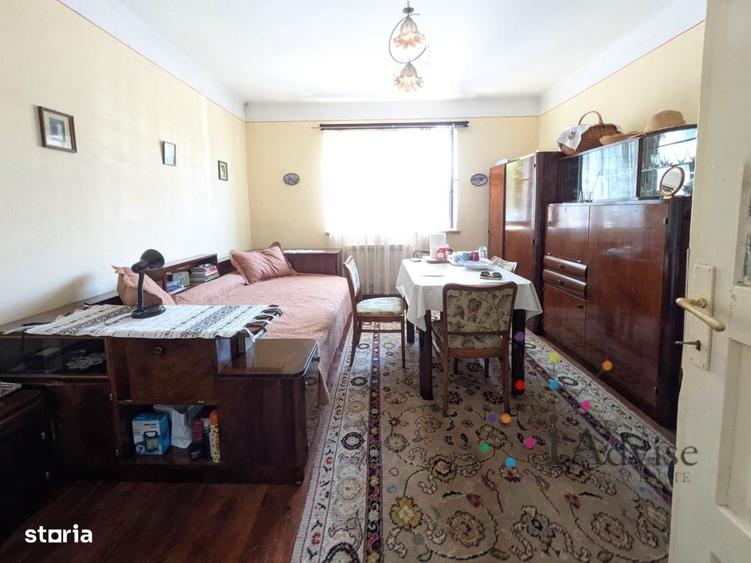Casă cu 3 camere în Tractorul