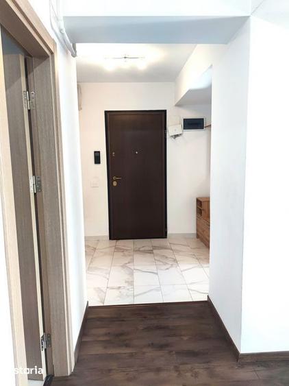 Apartament cu 3 camere decomandat, mobilat în Centrul Civic