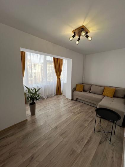 Apartament cu 2 camere decomandat în Rolast