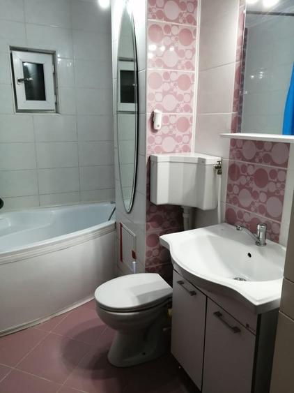 Apartament cu 2 camere semidecomandat în Băceni