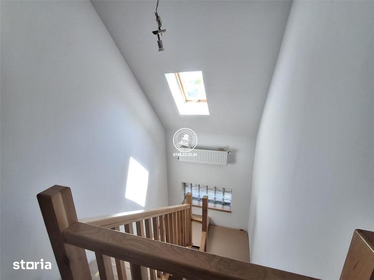 Casă cu 6 camere cu Teren 500 Mp în Păcurari