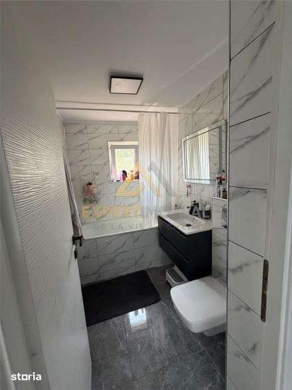 Apartament cu 3 camere în Vasile Alecsandri