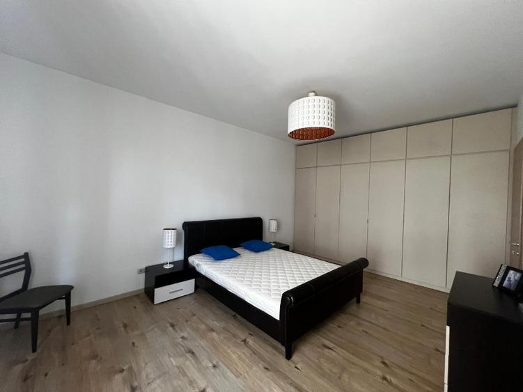 Apartament cu 3 camere decomandat în Floreasca
