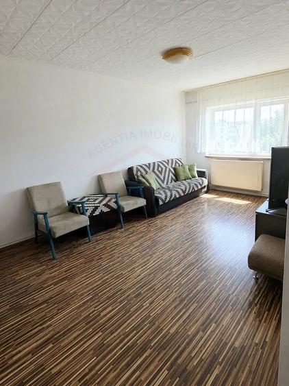 Apartament luminos cu 3 camere decomandate, 60 mp, Micro 16 57.000 - 2