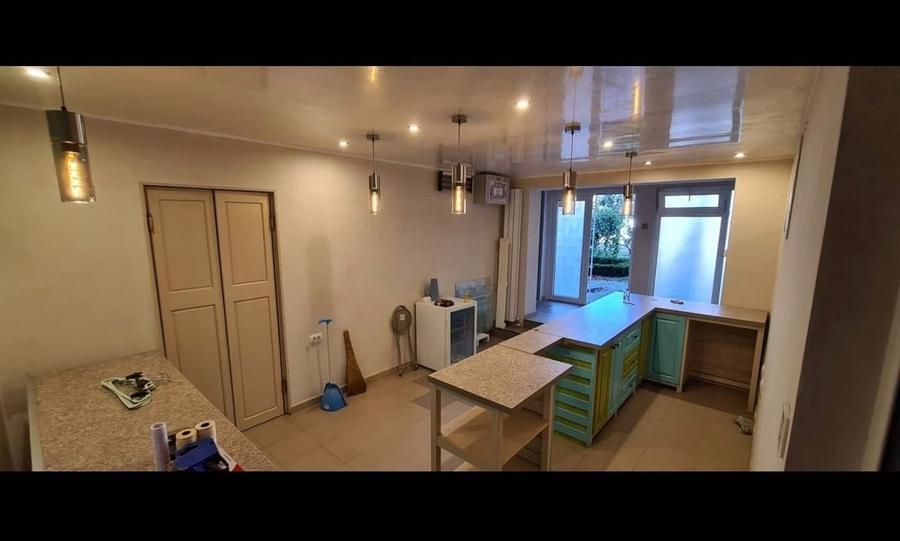 Apartament cu 3 camere decomandat în Calea Galați