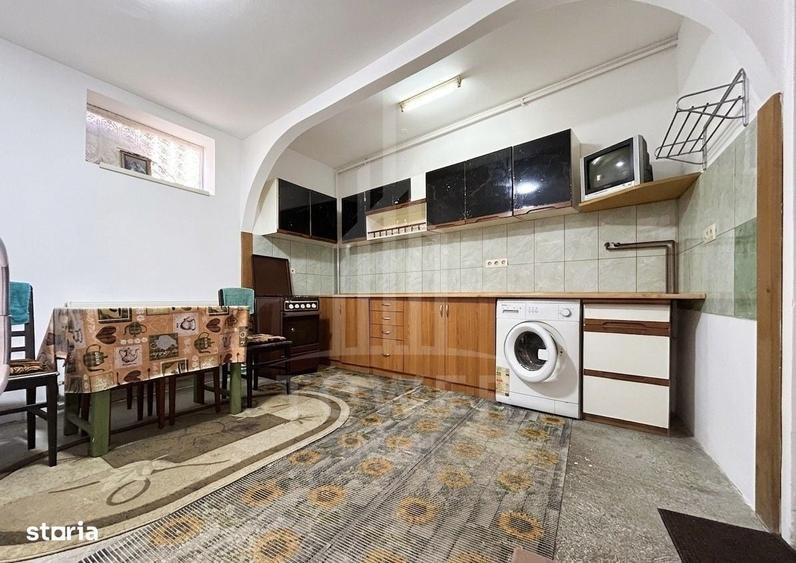 Casă cu 2 camere în Central