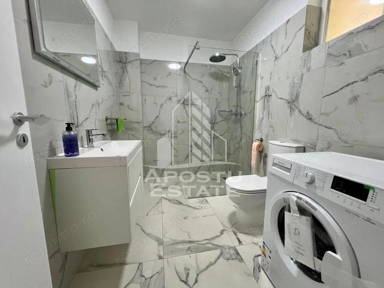 Casă cu 4 camere cu Teren 339 Mp în Remetea Mare