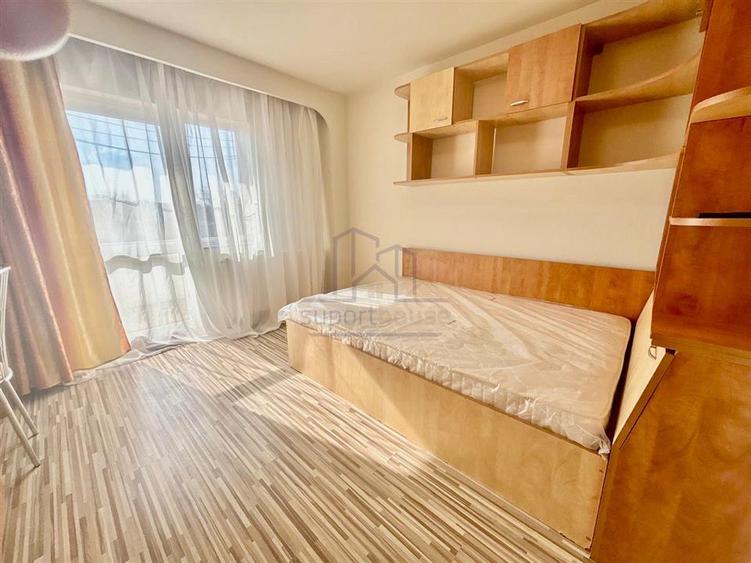 Apartament cu 4 camere decomandat, mobilat în Cantacuzino