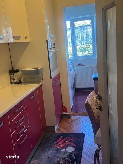 Apartament cu 3 camere decomandat în Lipovei