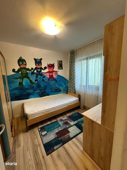 Apartament cu 4 camere decomandat în Săsar