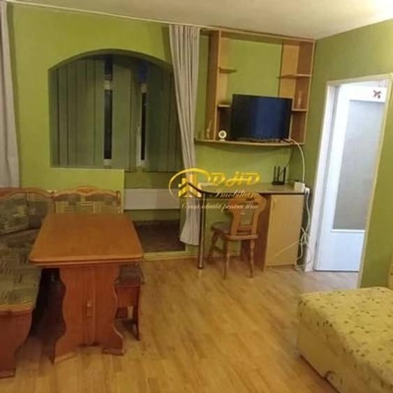 Apartament cu 2 camere semidecomandat în Tătărași
