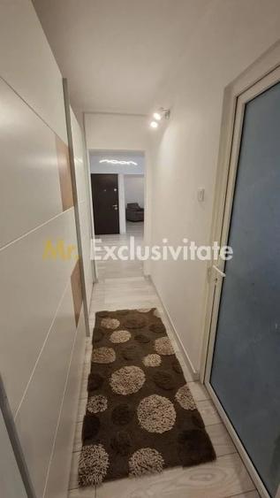 Apartament cu 3 camere decomandat în Eremia