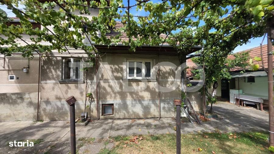 Casă cu 4 camere cu Canalizare în Lancrăm