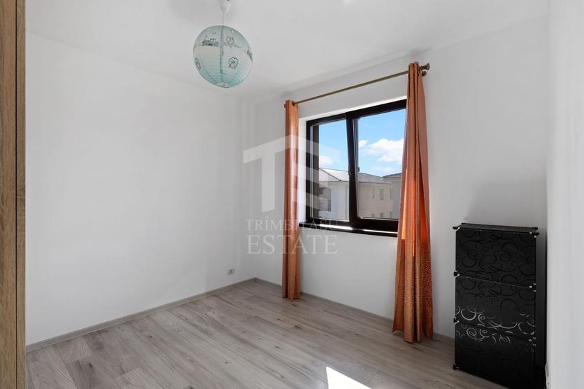 Apartament cu 3 camere semidecomandat, mobilat în Giroc