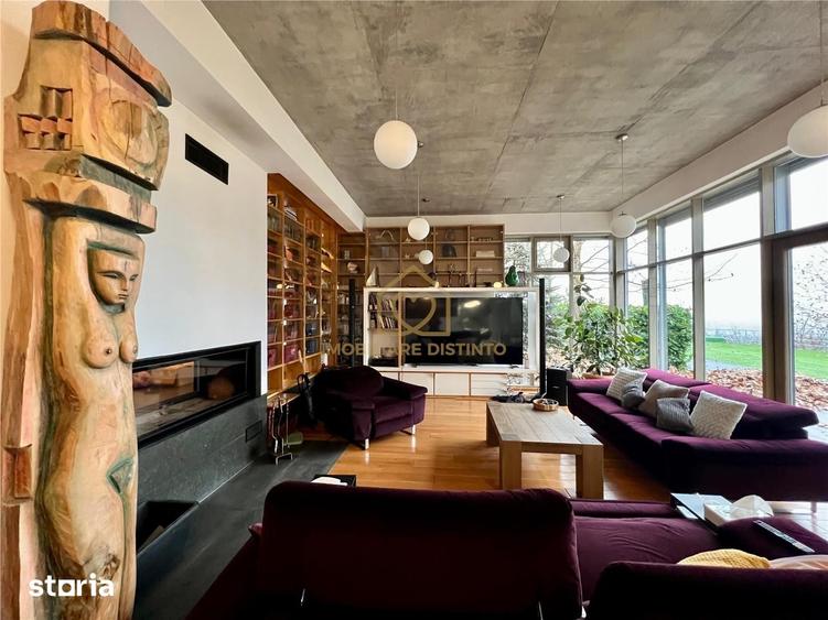 Casă cu 4 camere cu Teren 2530 Mp în Central