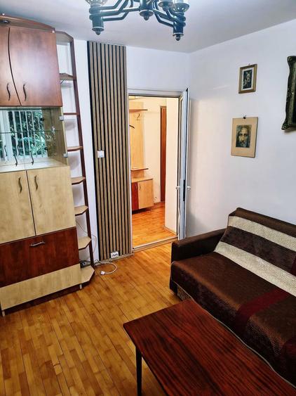 Apartament cu 2 camere decomandat în Dosu Bricii