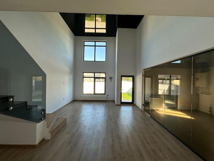 Casă individuală cu 5 camere cu Teren 287 Mp în Valu lui Traian