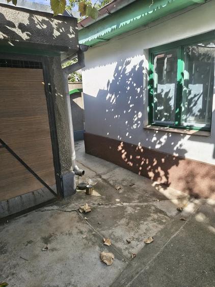 Casă cu 2 camere cu Teren 130 Mp în Ana Ipătescu