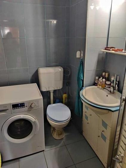 Apartament cu 4 camere decomandat, mobilat în Olimpia-Stadion