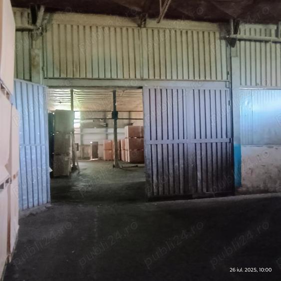 Spațiu comercial, de 1,800 mp, în Industrială