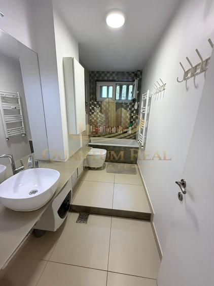 Apartament cu 3 camere, mobilat în Baba Novac