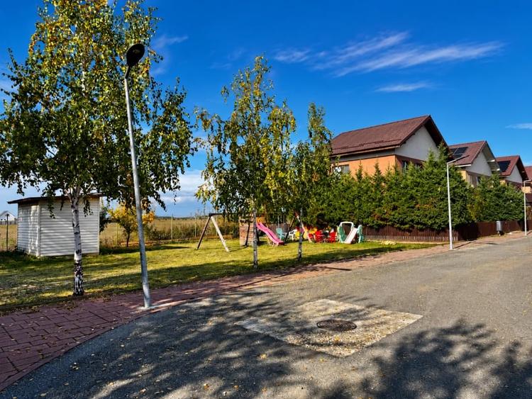 Casă individuală cu 4 camere cu Teren 250 Mp în Buftea