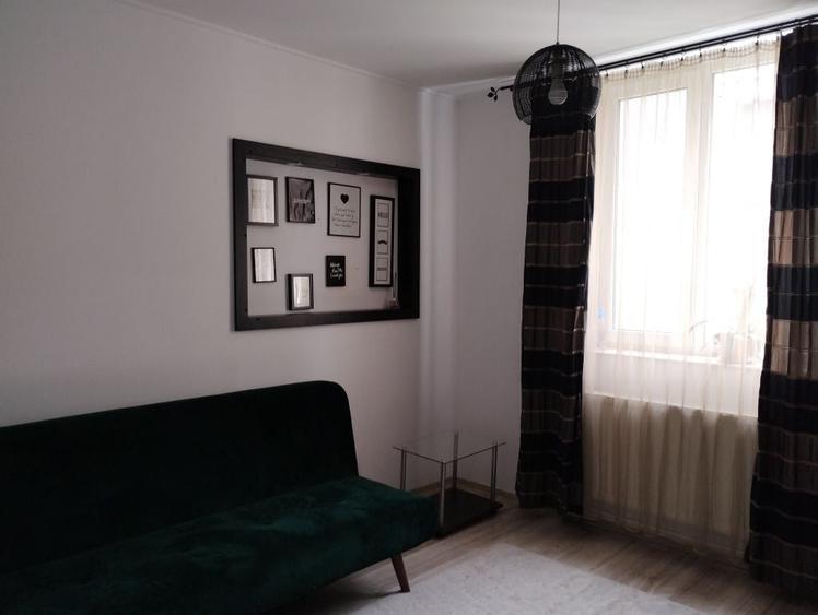 Inchiriez apartament doua camere - 2
