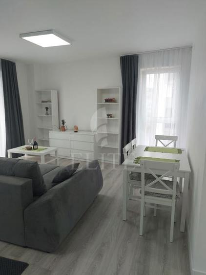 Apartament cu 2 camere semidecomandat, mobilat în Dâmbul Rotund — fotografia 2