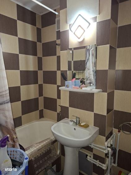 Garsonieră semidecomandată în Rovine