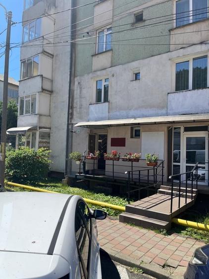 Apartament cu 2 camere decomandat în Exterior Vest