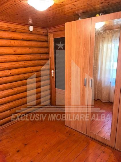 Casă individuală cu 4 camere cu Canalizare în Bărăbanț