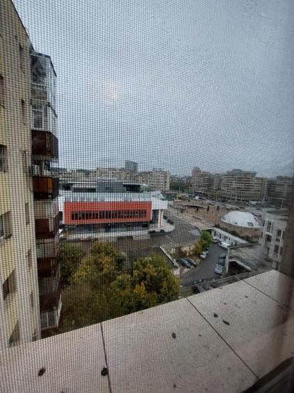 Apartament cu 2 camere decomandat, mobilat în Podul de Fier