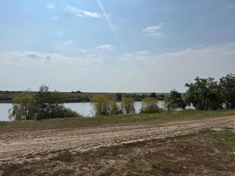 Teren intravilan Miersig, vedere la lac. 12,5 E/mp neg. Comision 0 - 3