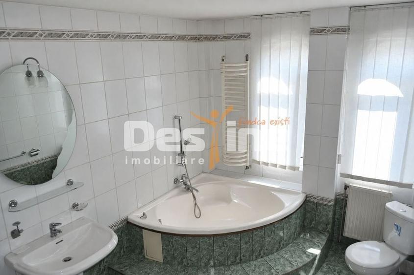 Spațiu comercial, de 903 mp, în Bucium
