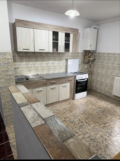 Apartament cu 2 camere decomandat în Pandurilor