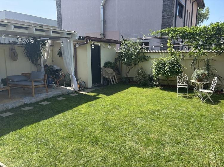 Casă cu 4 camere în Central