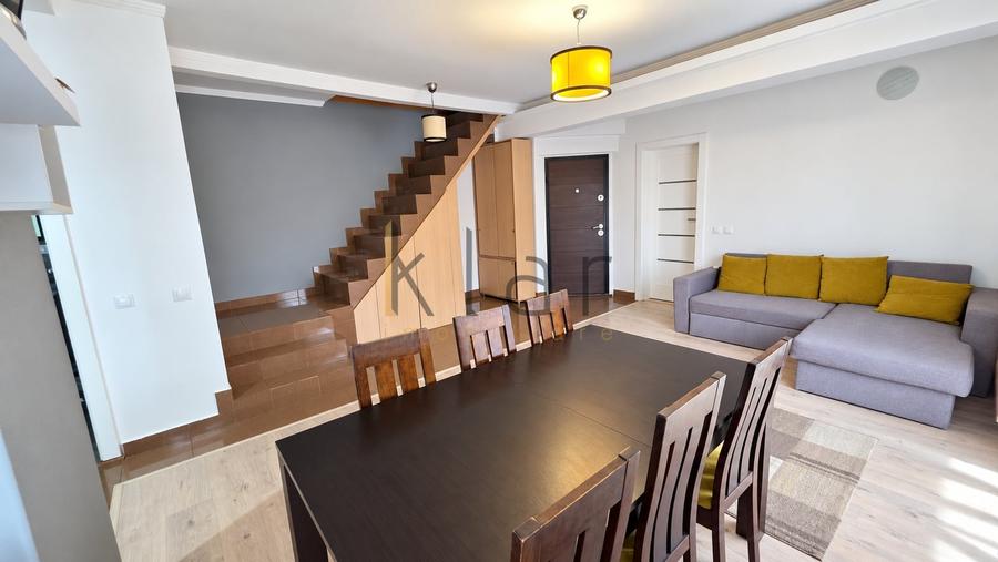 Apartament cu 4 camere semidecomandat, mobilat în Florești