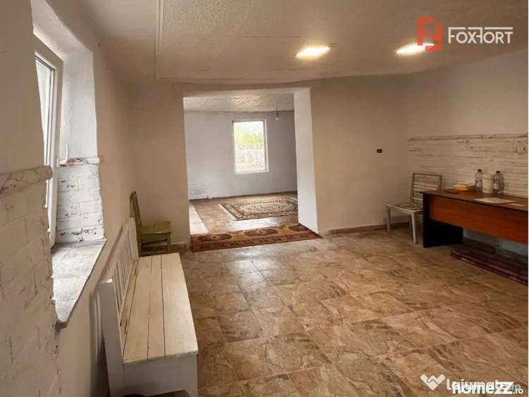 Casă cu 3 camere cu Teren 1438 Mp în Central