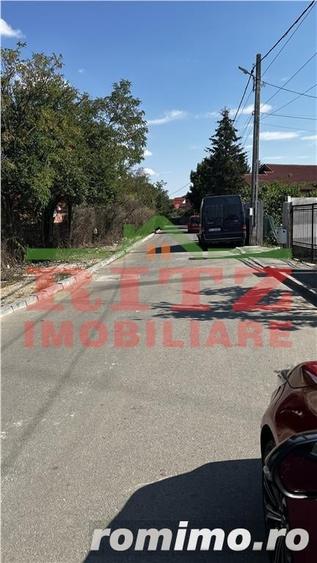 Teren de 2345 mp, în Central