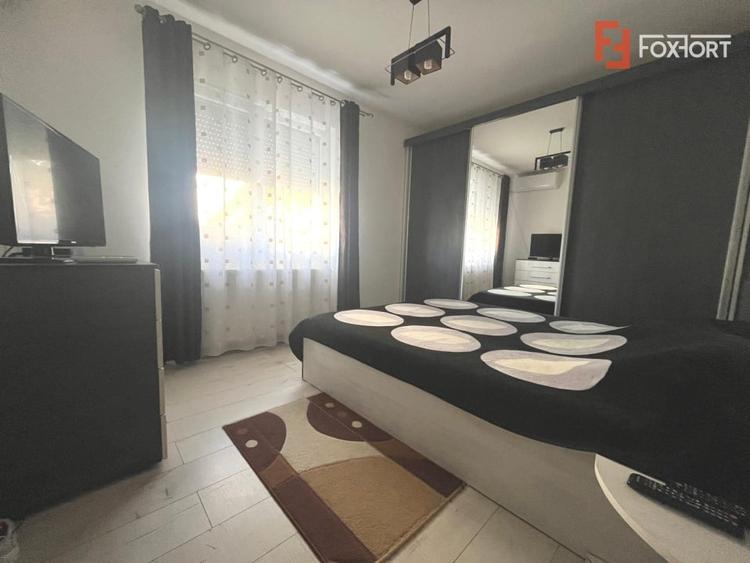 Duplex cu 5 camere cu Canalizare în Moșnița Nouă