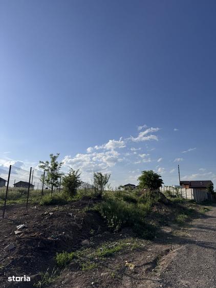 Teren de 1086 mp, în Brănești