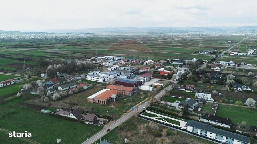 Spațiu comercial, de 1,800 mp, în Central