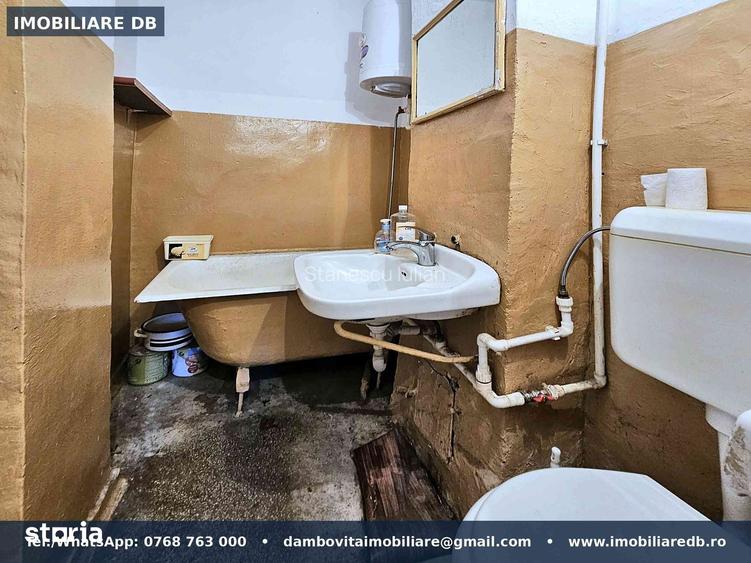 Apartament 3 camere - Targovi?te,Microraion 9
